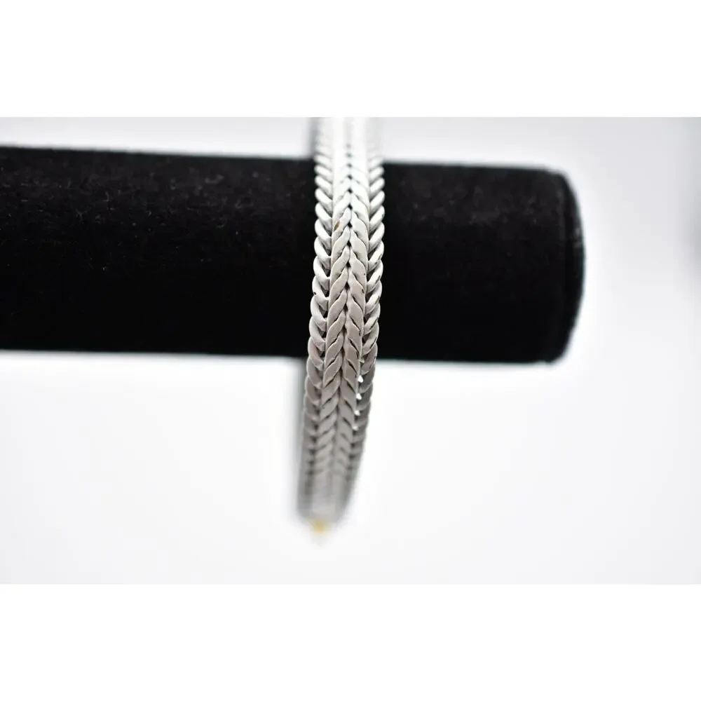 Monet Signed Vintage Bracelet Thick White Painted Linked Chain 6.75